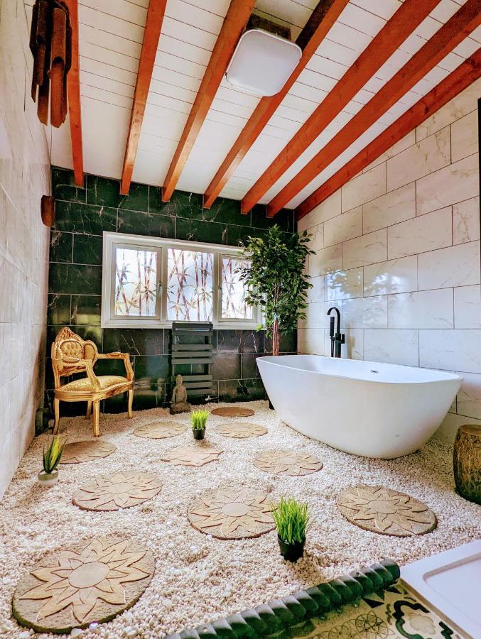 Kaoglen Zen-Feature Bath-Dunkeld-Route 500 Villa Balnald Eksteriør billede